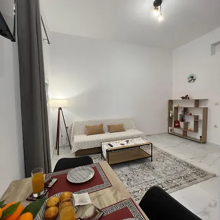 Kourites Apartment